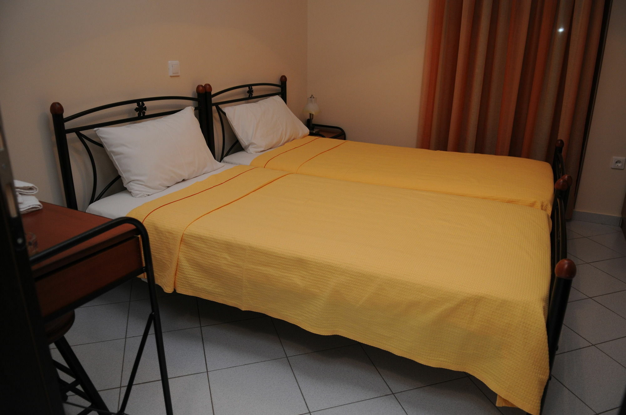 Sofia Apartments Mavrovouni  ภายนอก รูปภาพ
